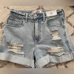 New Hollister Curvy Ultra High-Rise Mom Short 5/4 w27